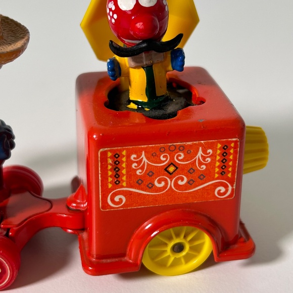 Vintage 70s Corgi Magic Roundabout Mr. McHenry's Trike & Zebedee (9B) - Picture 9 of 14